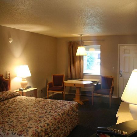 King'S Inn Huntsville Extérieur photo