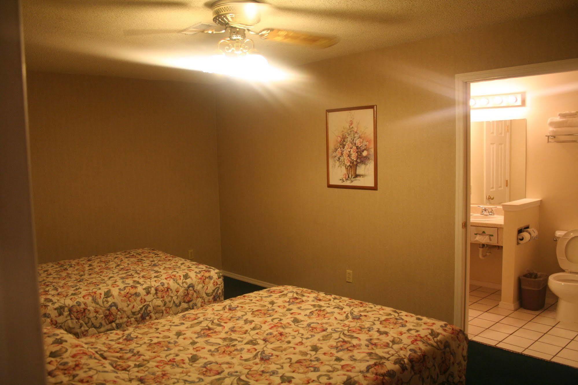 King'S Inn Huntsville Extérieur photo