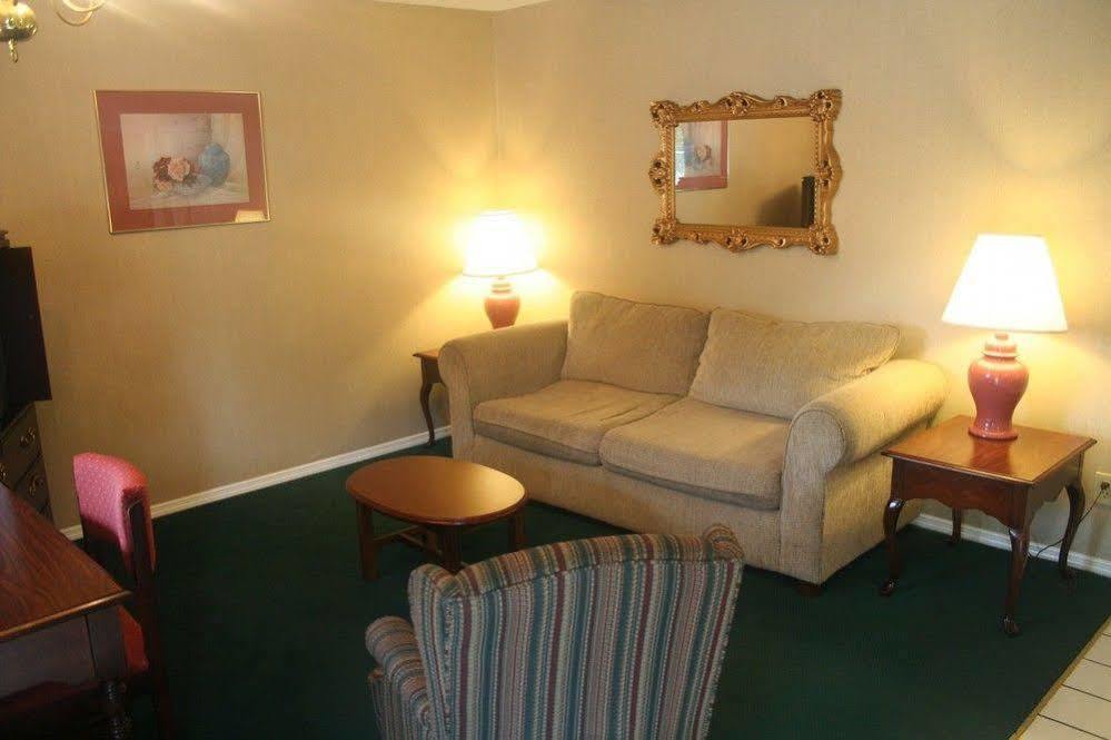 King'S Inn Huntsville Extérieur photo