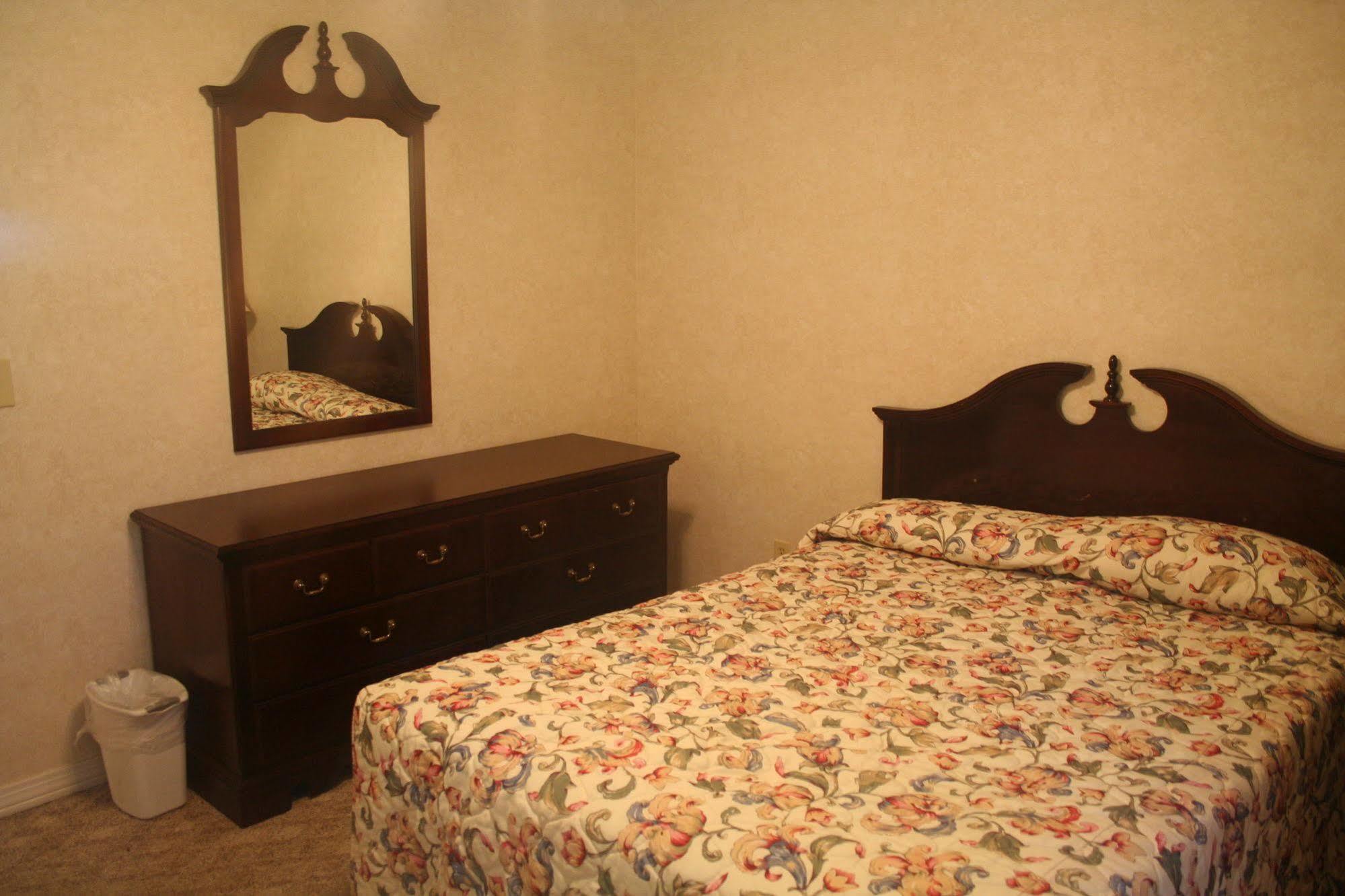 King'S Inn Huntsville Extérieur photo
